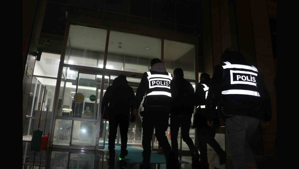 Tatvan'da 28 yıl hapis cezası bulunan şahıs yakalandı