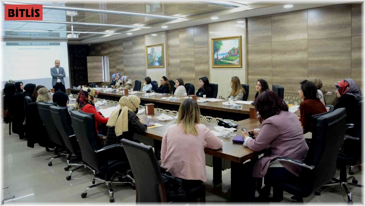 Tatvan'da 'Finansal Okur- Yazarlık ve Bütçe Yönetimi' eğitimi