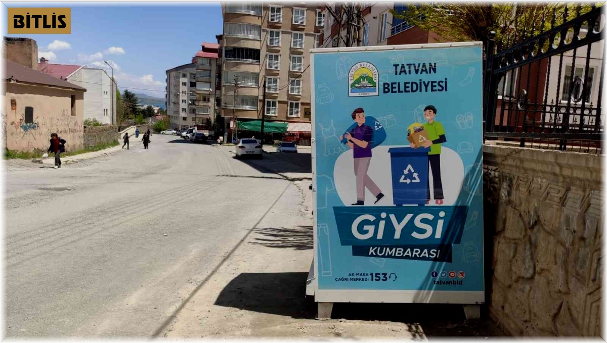 Tatvan'da "Giyilmeyen Kıyafetler Kumbaraya" projesi