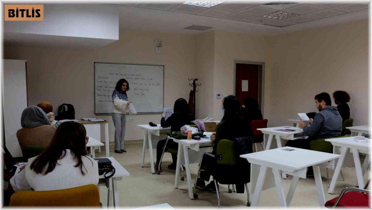 Tatvan'da İngilizce kursu açıldı