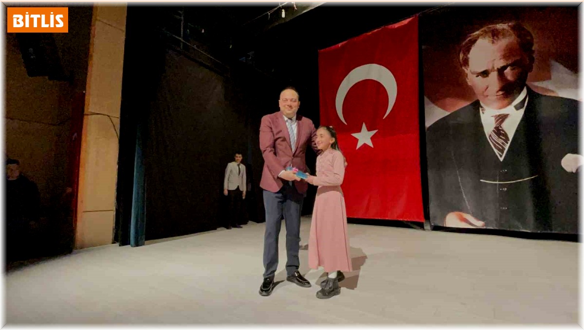 Tatvan'da İstiklal Marşı'nın Kabulü ve Mehmet Akif Ersoy'u Anma Günü programı