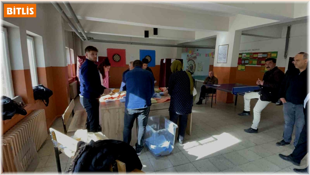 Tatvan'da oy kullanma işlemi sona erdi