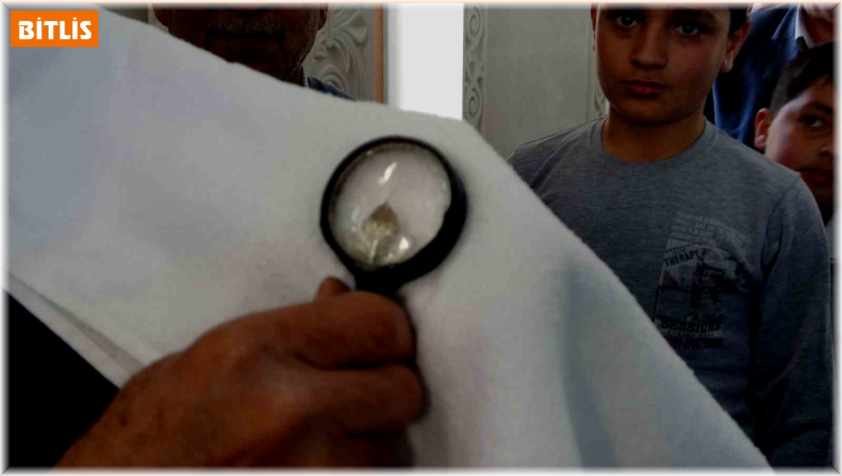 Tatvan'da Sakal-ı Şerif'i görenler duygusal anlar yaşadı