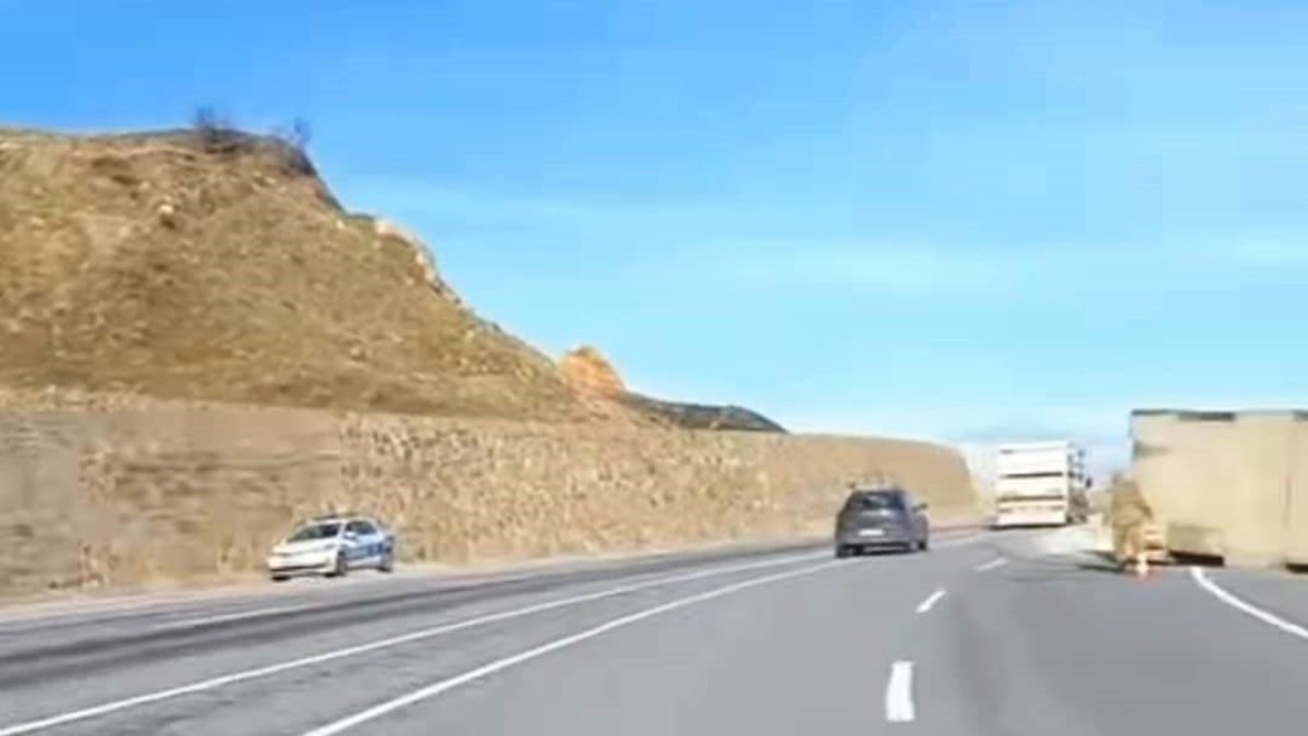 Tatvan'da trafik kazası: 2 yaralı