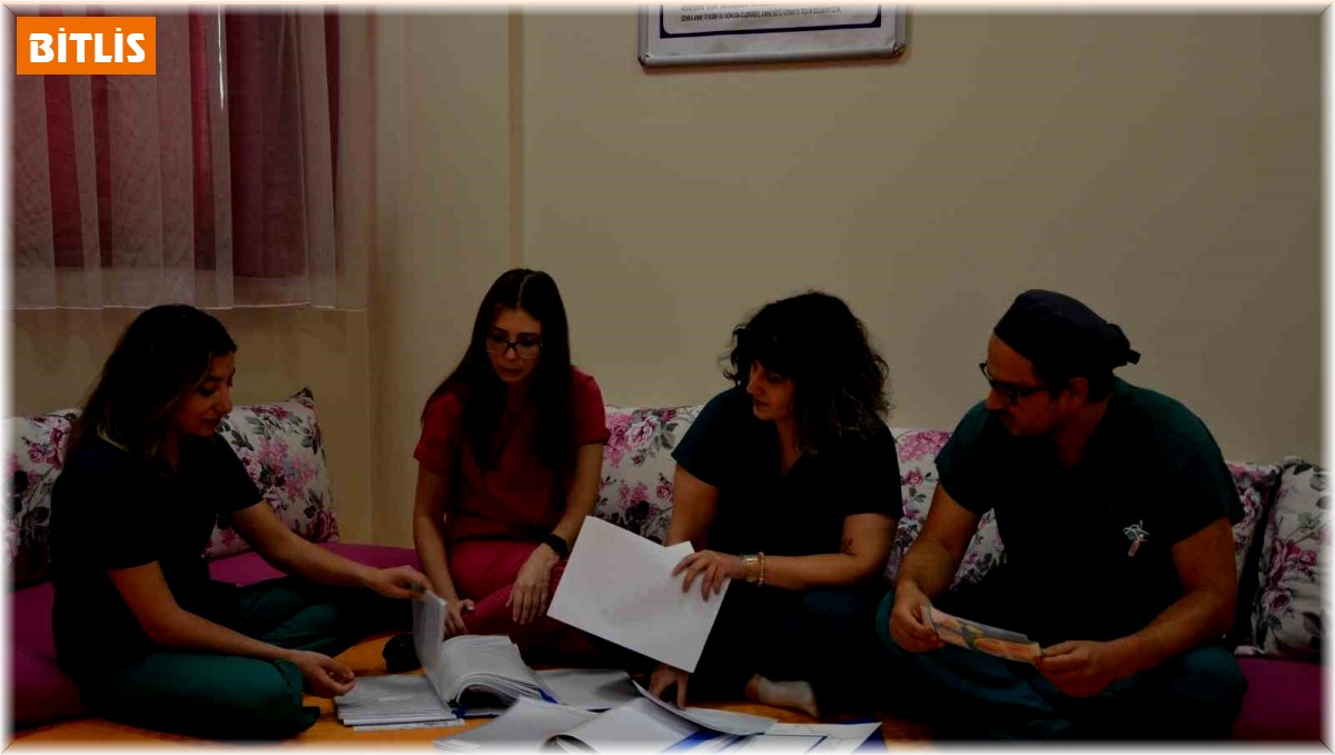 Tatvan Devlet Hastanesi'nde 'gebe okulu' açıldı