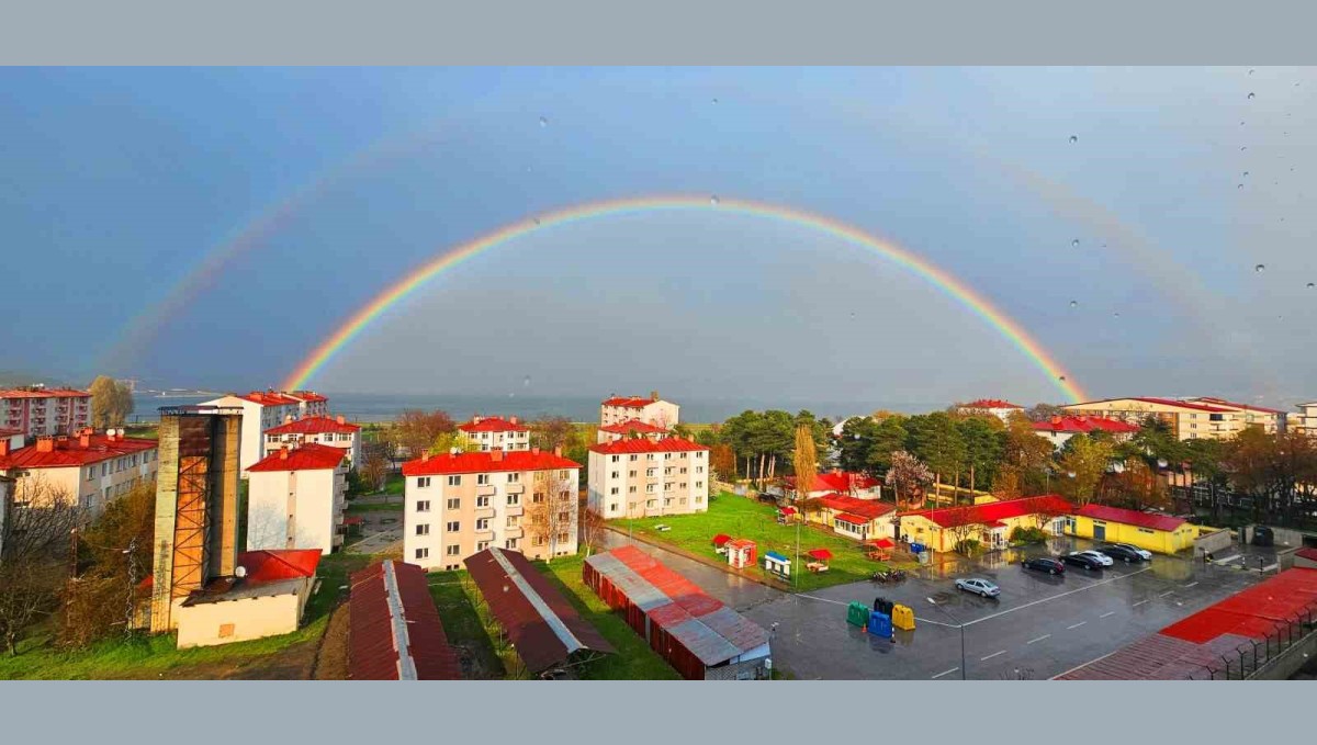 Tatvan semalarında gökkuşağı şöleni