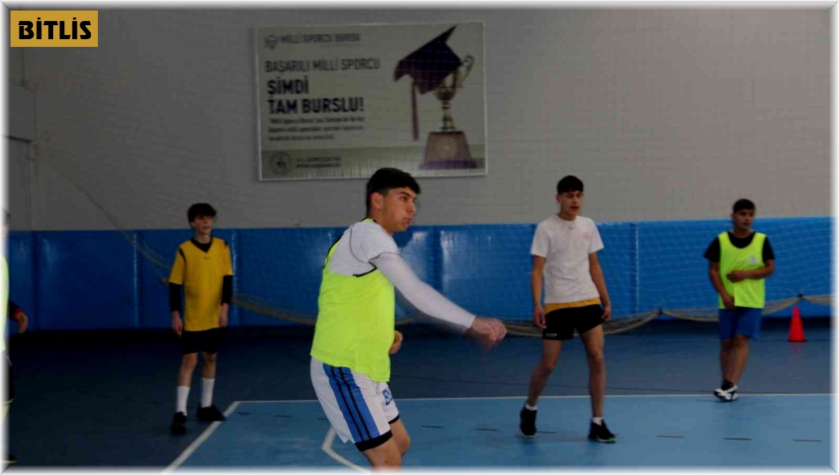 Tatvanlı gençler Ana Lig'e hazırlanıyor