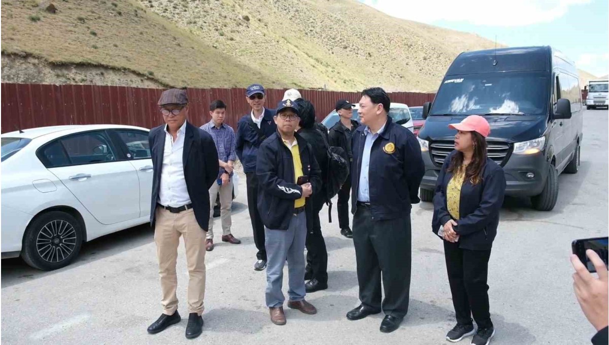 Taylandlı üst düzey heyet Kapıköy Gümrük Kapısı'nda