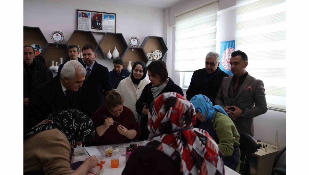 TBMM Komisyonu, Erzurum Engelsiz Yaşam Merkezinde incelemelerde bulundu