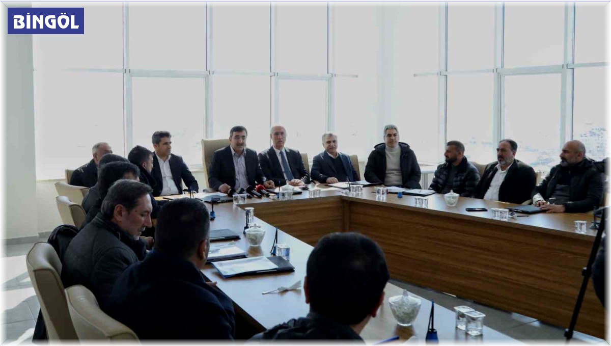 TBMM Plan ve Bütçe Komisyonu Başkanı Yılmaz: "Deprem bölgesinden Bingöl'e 40 aile getirildi"