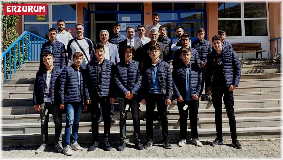 TDED Şenyurt'ta ve Bağbaşı'nda liseli öğrencileri sevindirdi