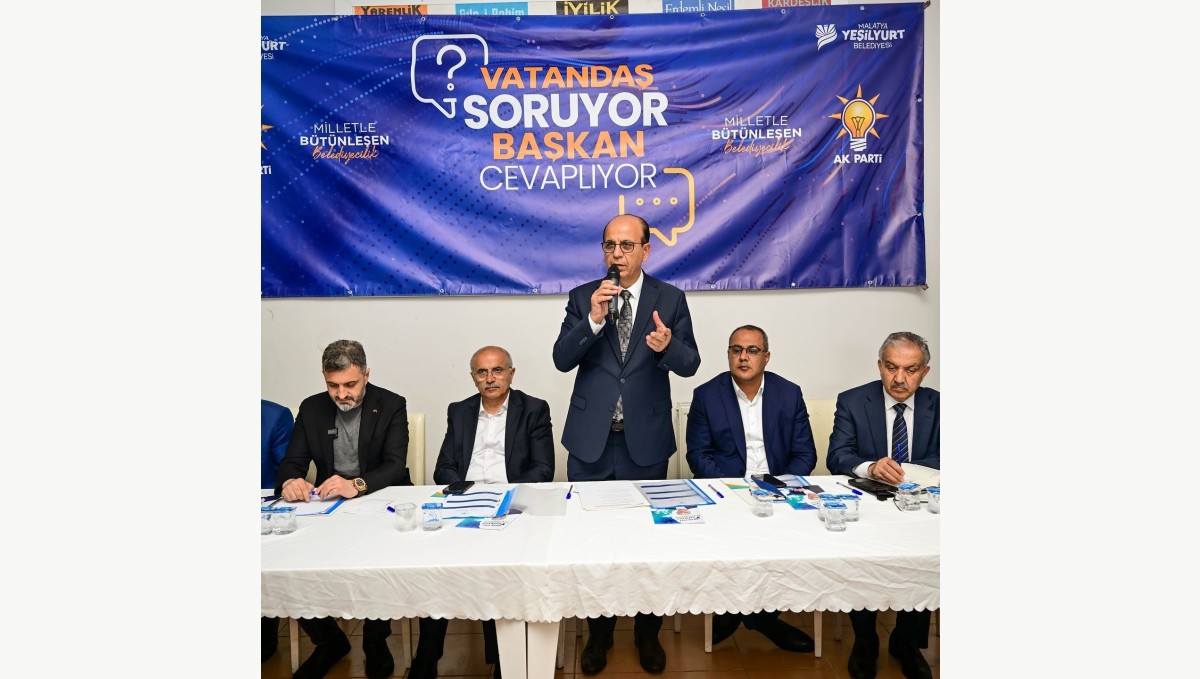 Tecde Mahallesi'nde "Vatandaş soruyor, başkan cevaplıyor" toplantısı