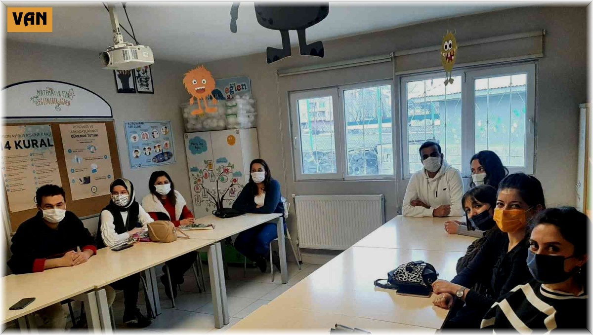 TEGV Muradiye Öğrenim Birimi gönüllüleriyle buluştu