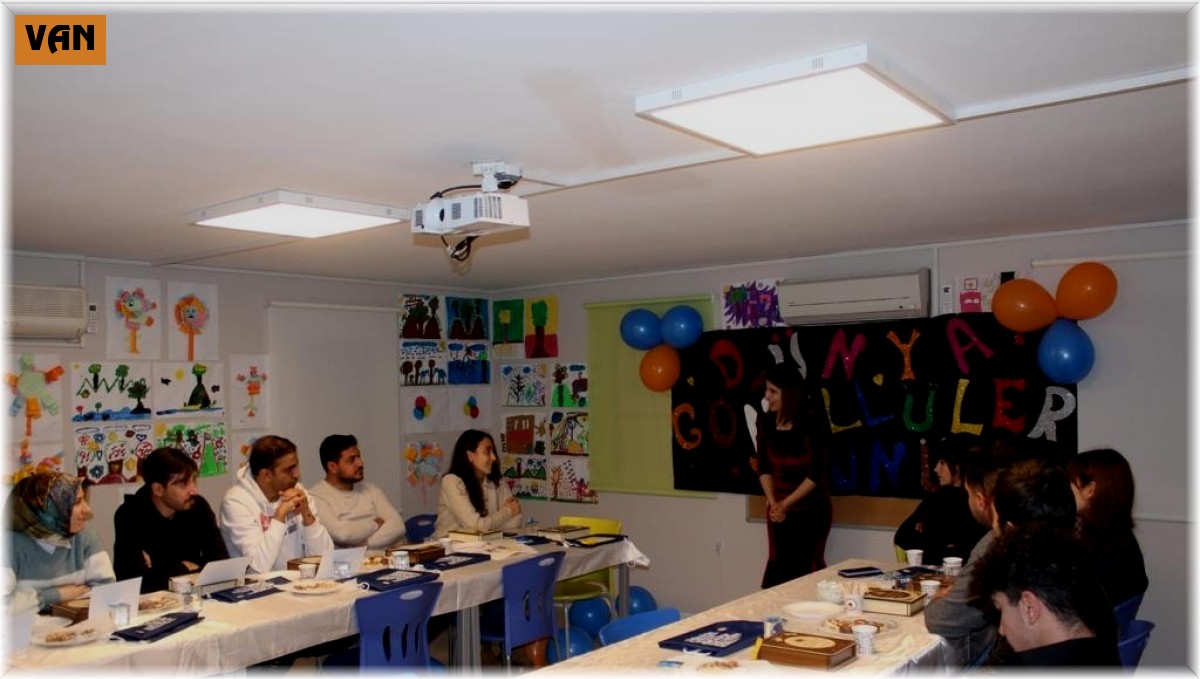 TEGV Van Muradiye Öğrenim Birimi'nde Gönüllüler Günü Kutlaması