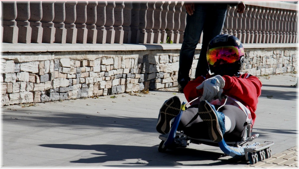 Tekerlekli kızak yarışları Erzurum'da nefesleri kesecek