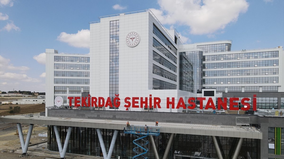 Tekirdağ Şehir Hastanesi, kapılarını açmak için gün sayıyor