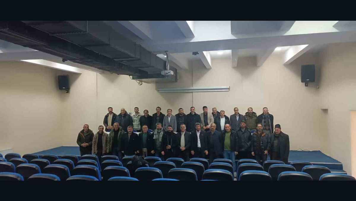 Tekman'da muhtarlar istişare etti