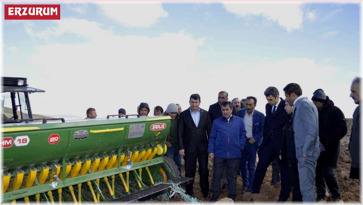 Tekman'da tarımsal makinalar için tarla günü