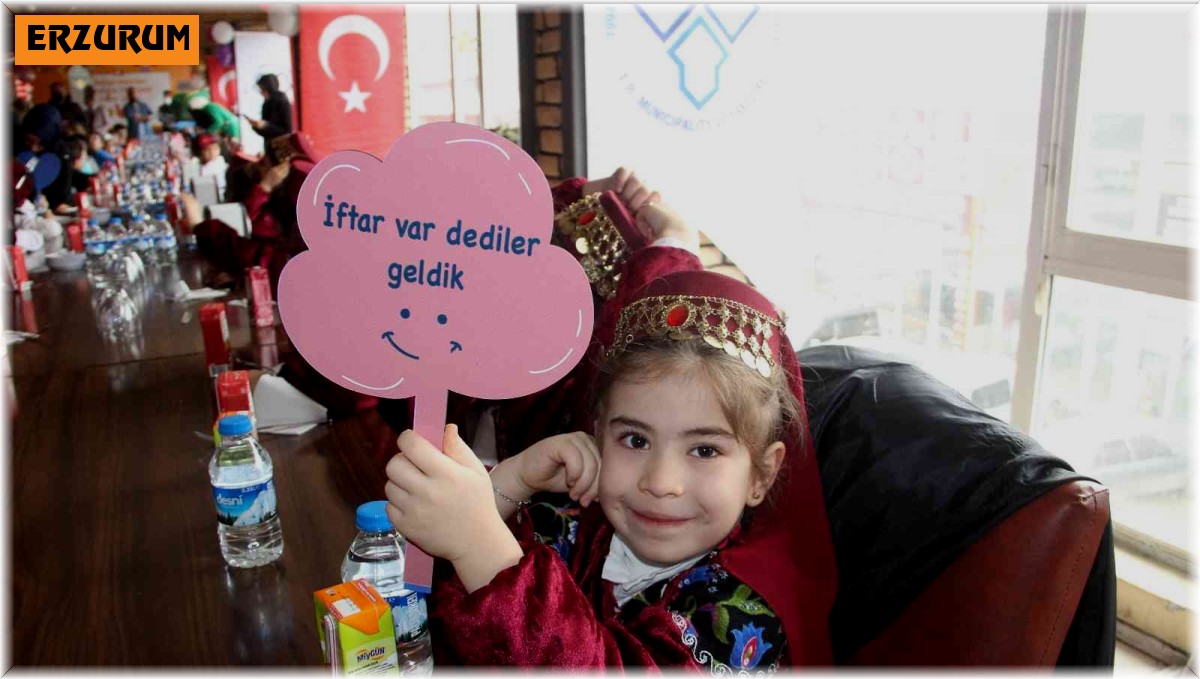 Tekne orucu tutan çocukların iftar heyecanı