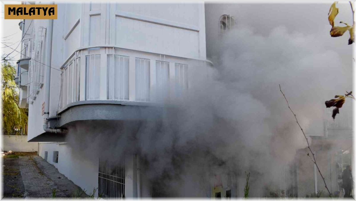 Tekstil atölyesindeki yangın paniği