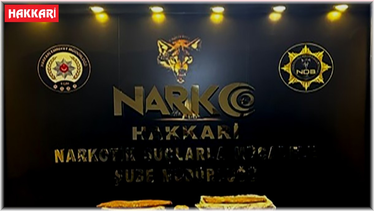 Tekstil ürünlerinin içerisine gizlenen 13 kilo uyuşturucu ele geçirildi