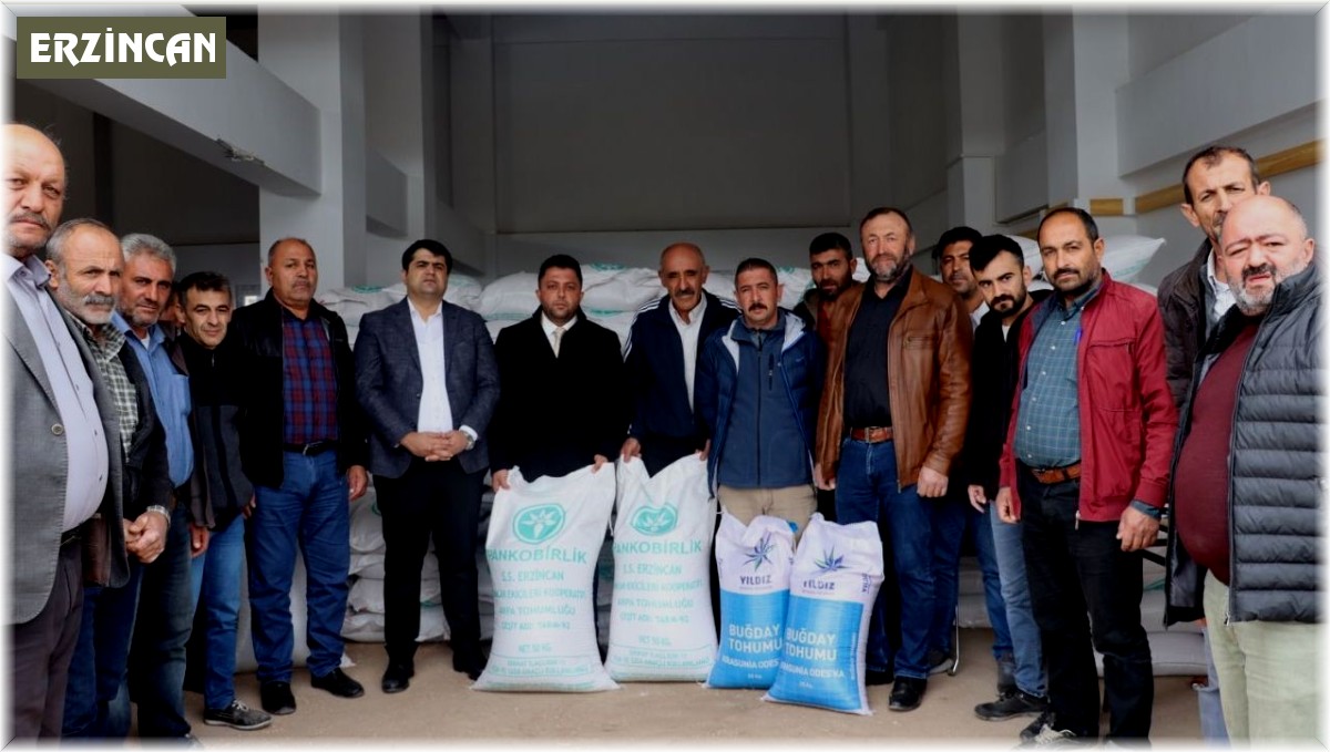 Tercan'da 515 çiftçiye yüzde 75 hibeyle 70 ton güzlük buğday ve 50 ton arpa dağıtımı yapıldı