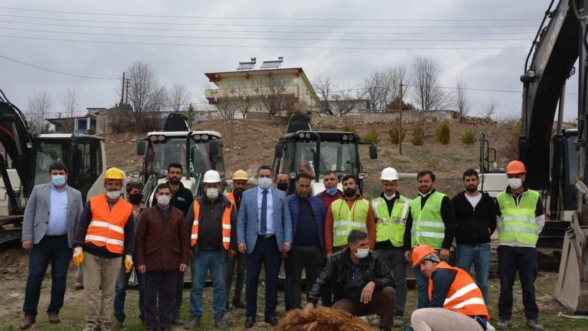 Tercan'da alt yapı çalışmaları başladı