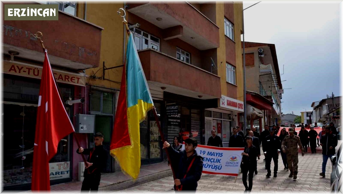 Tercan'da Gençlik Yürüyüşü yapıldı