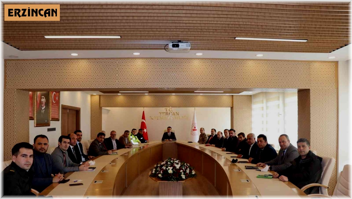Tercan'da İlçe İdare Şube Başkanları Toplantısı yapıldı
