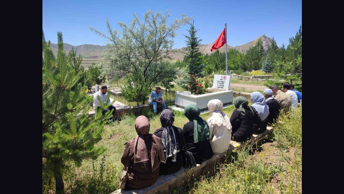 Tercan'da Şehit Bayracı, şehadetinin 7. yıl dönümünde yad edildi