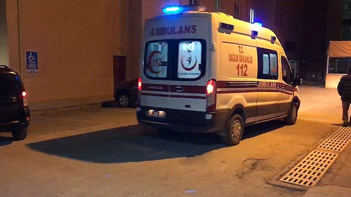 Tercan'da trafik kazası: 1 ölü, 2 yaralı