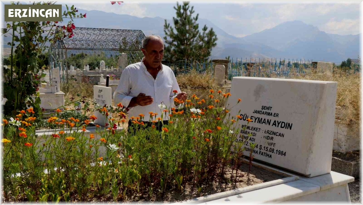 Teröre verilen ilk şehit Süleyman Aydın, şehadet yıldönümünde mezarı başında dualarla yad edildi