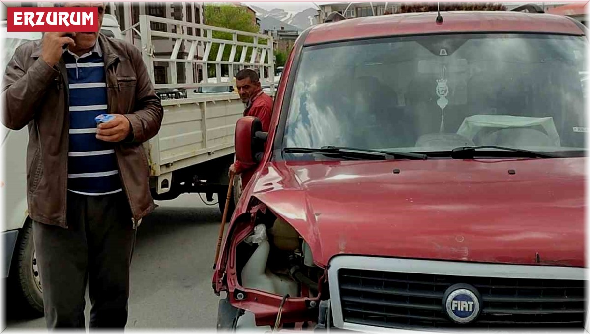 Ters yöne giren yabancı plakalı otomobil kazaya neden oldu