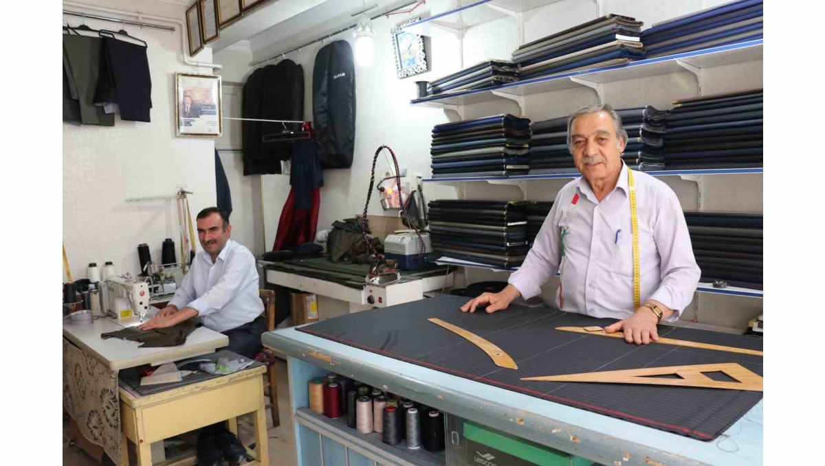 Terzilik mesleğine ilgi her geçen gün azalıyor