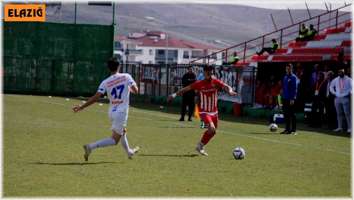 TFF 3. Lig: HD Elazığ Karakoçan: 0 - BÜ Alanya Kestelspor: 0