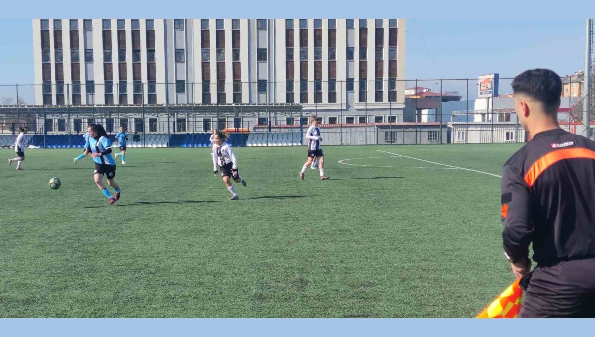 TFF Kadınlar 2. Lig: Vangücü SK: 3 - Silopi Belediyesi Sportif Faaliyetler SK: 1