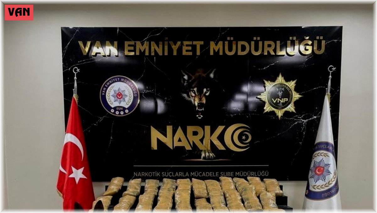 Thor'un katıldığı operasyonda 114 kilo 900 gram eroin ele geçirildi