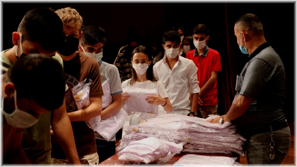 Tıbbiyelilerde beyaz önlük heyecanı