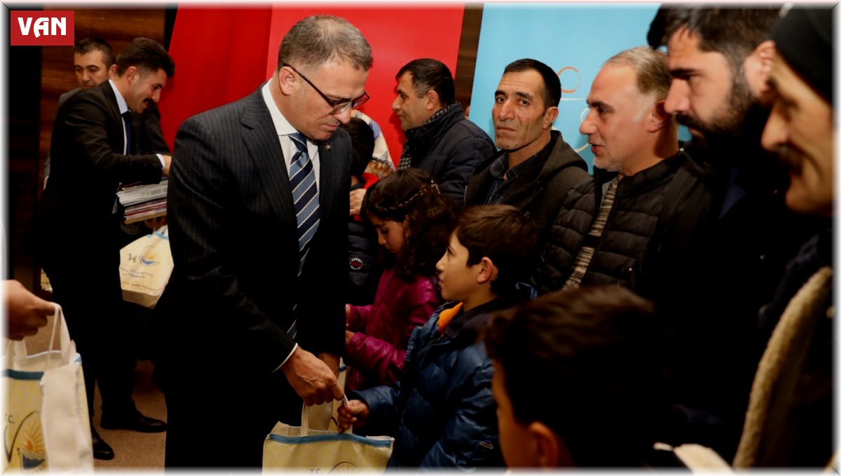 Tip 1 diyabet hastası çocuklara sensörlü şeker ölçüm cihazı dağıtıldı