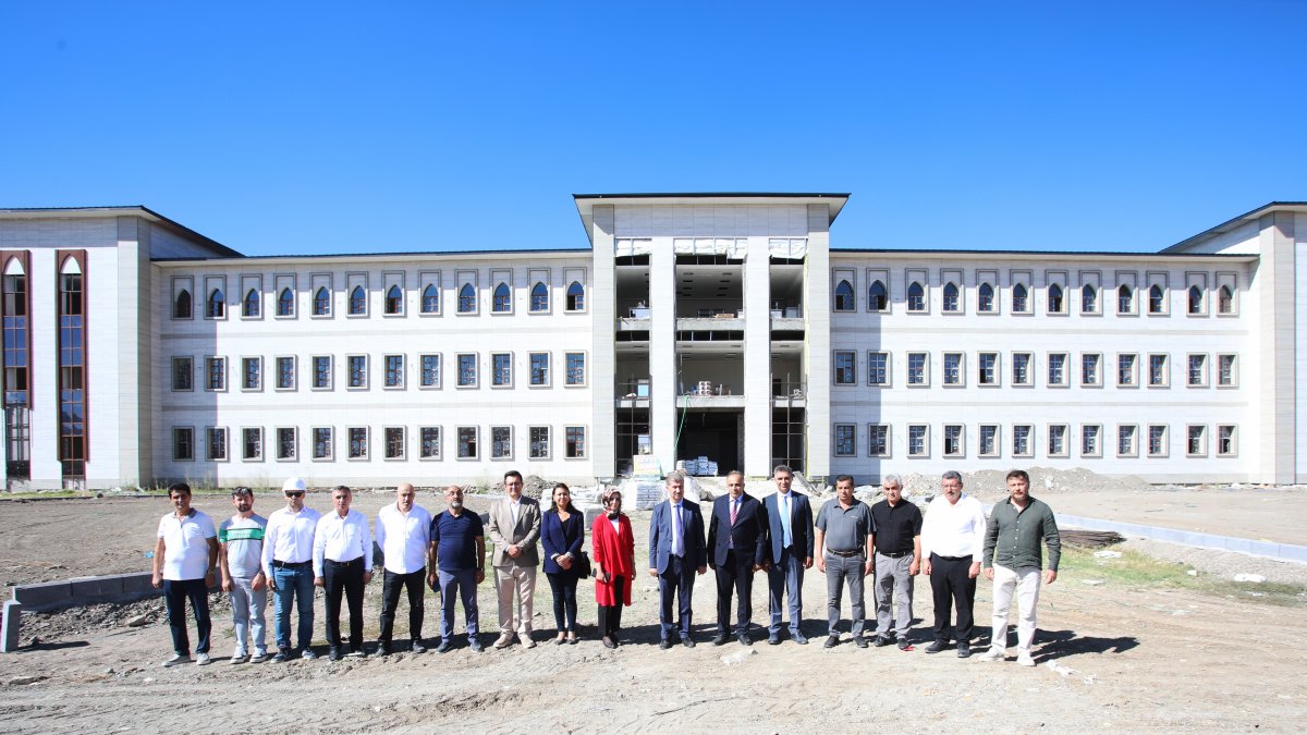 Tıp Fakültesi binasıyla Ağrı sağlıkta bölgesel güç kazanacak