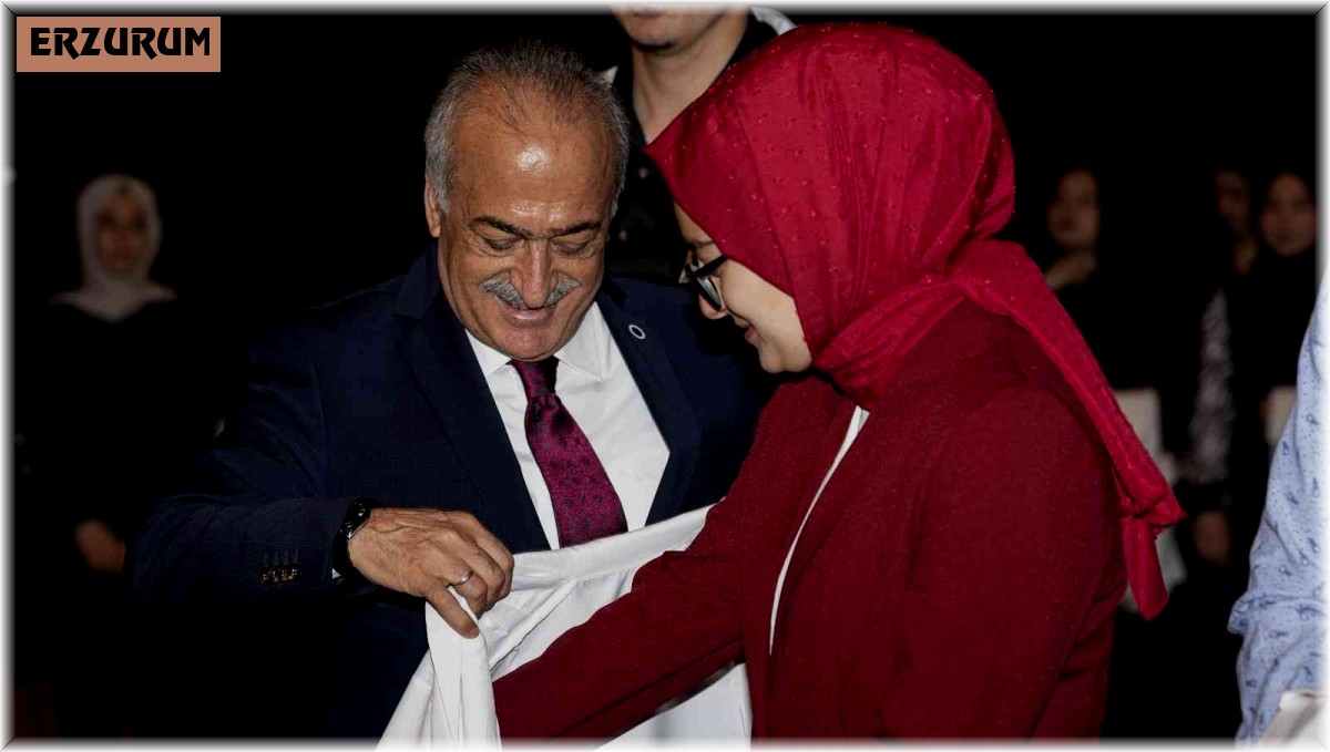 Tıp fakültesinde önlük giyme heyecanı yaşandı