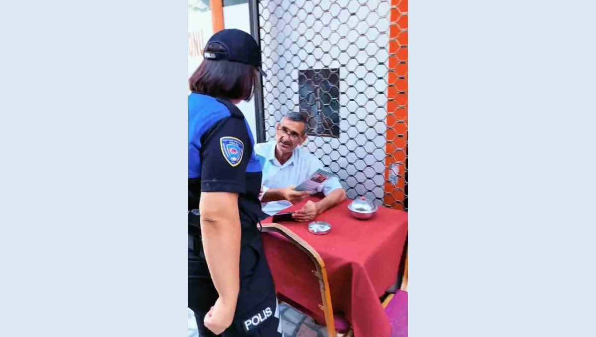 Toplum destekli polislik ekiplerinden esnafa güvenlik bilgilendirmesi