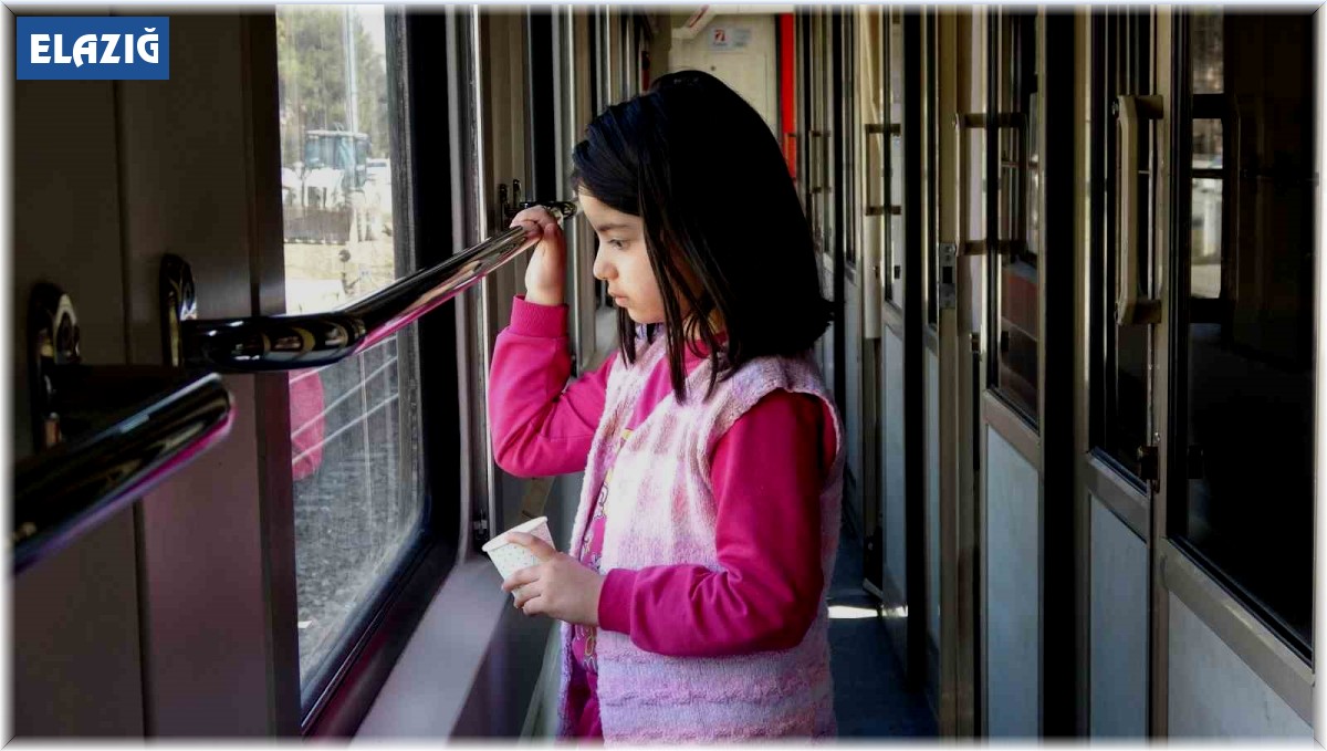 Tren vagonları depremzedelerin evi oldu