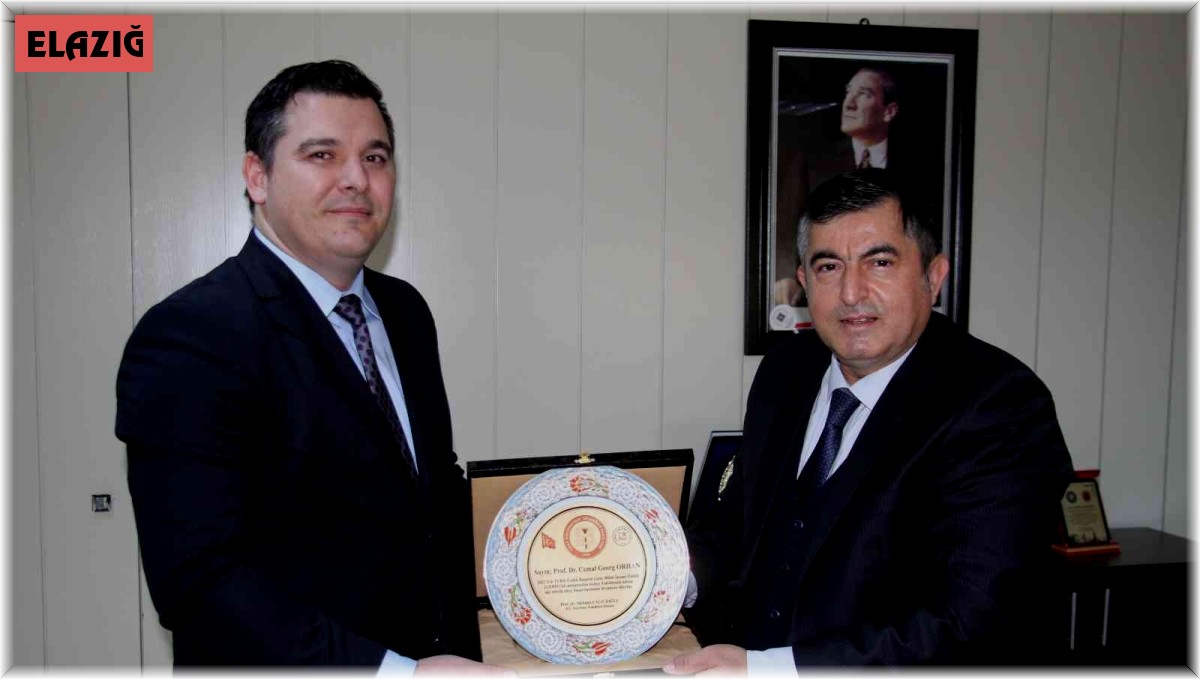 TÜBA-GEBİP ödülüne uzandı, plaketini Cumhurbaşkanı Erdoğan'dan alacak