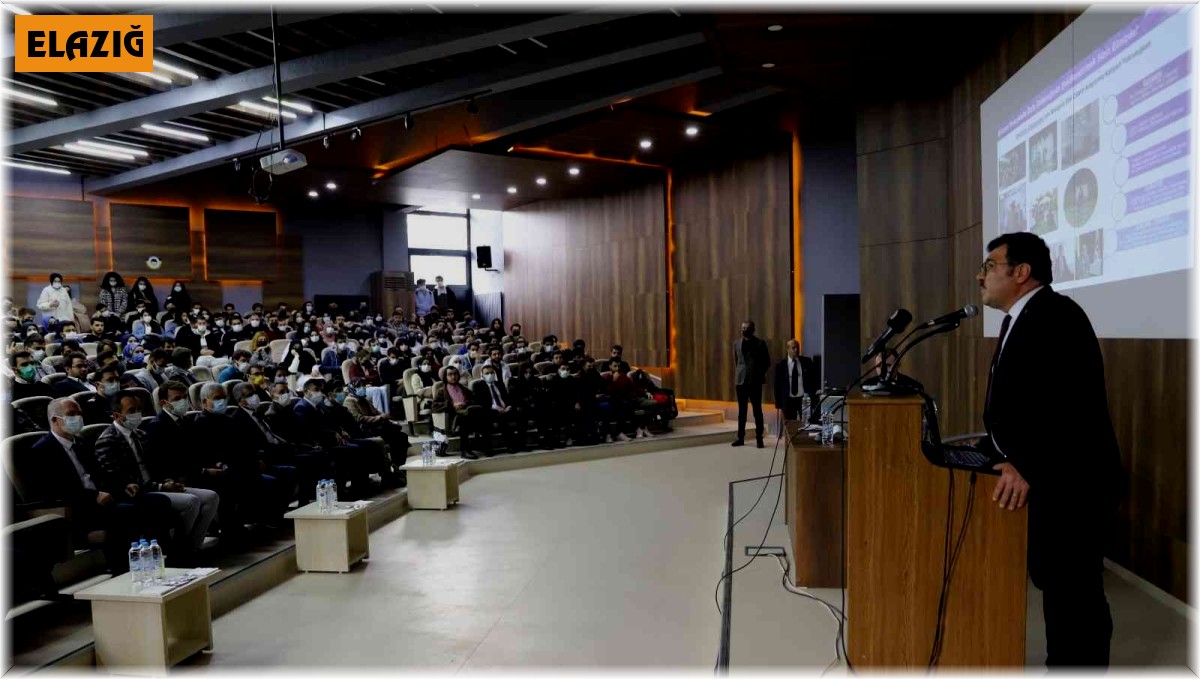TÜBİTAK Başkanı Mandal, akademisyen ve öğrenciler ile bir araya geldi