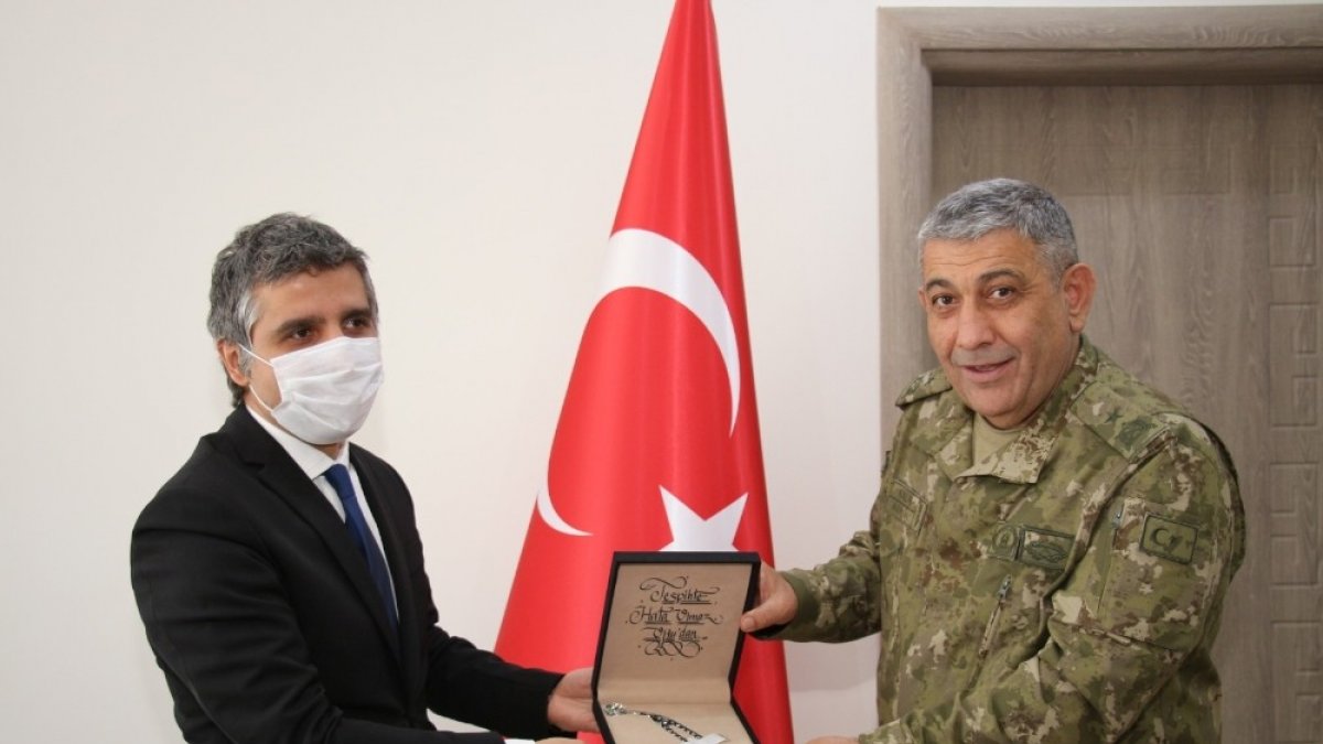 Tuğgeneral Mehmet Yasin Kalın, Oltu Kaymakamlığına ziyarette bulundu