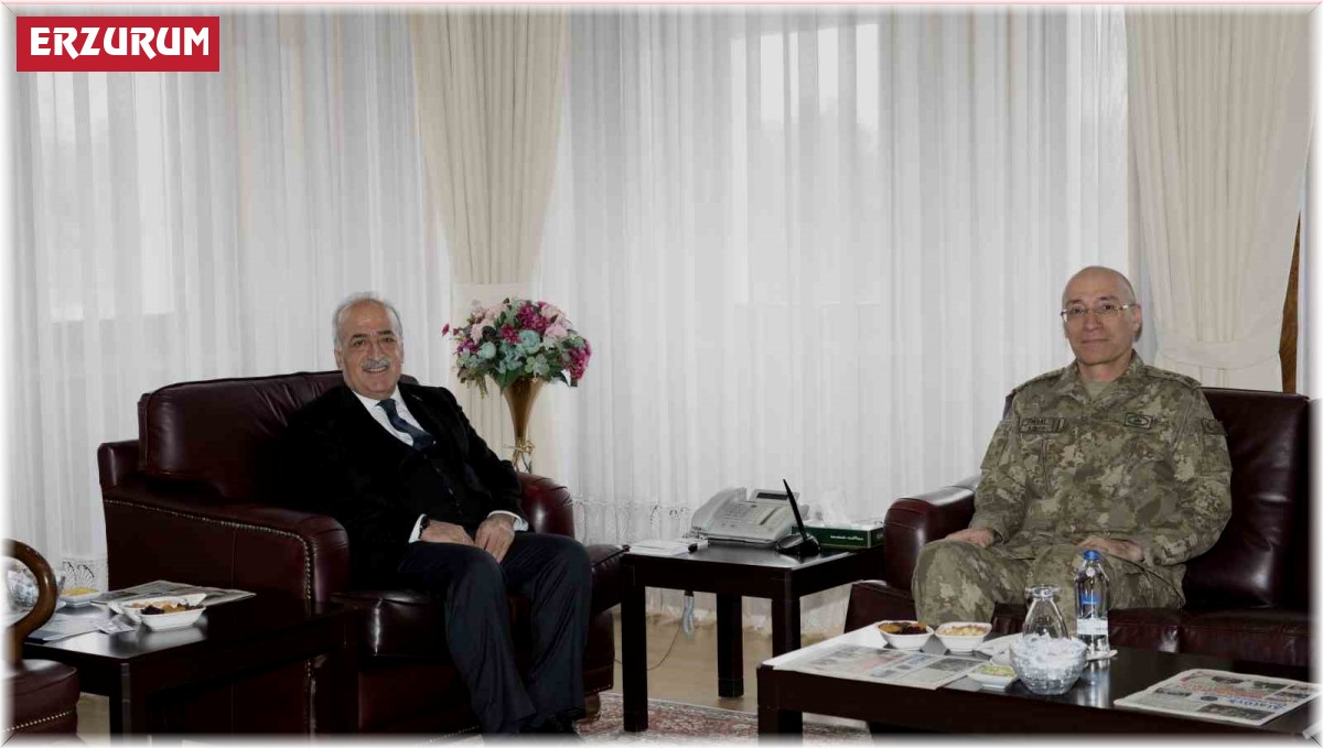 Tümgeneral Fedai Ünsal'dan Rektör Çomaklı'ya iade-i ziyaret