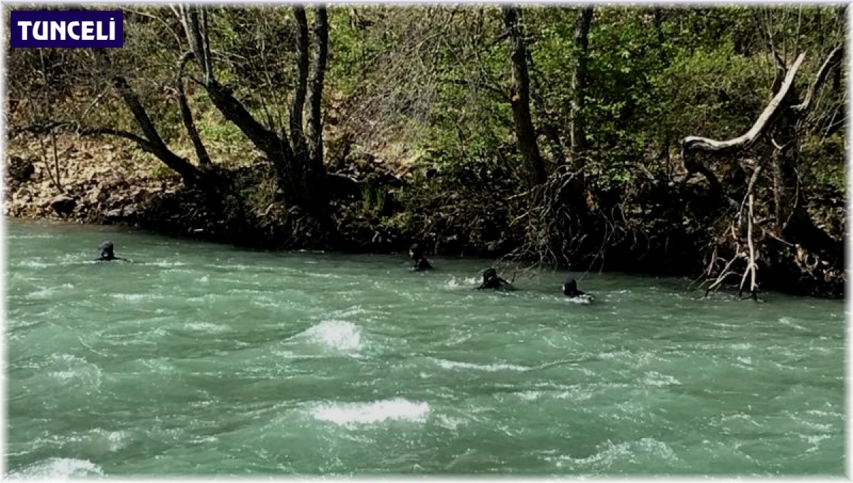 Tunceli Belediyesi dalgıç ekibinden, boğulma vakalarına karşı eğitim