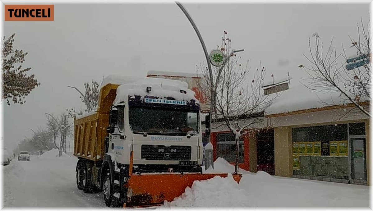 Tunceli'de 157 köy yolunu ulaşıma açma çalışmaları sürüyor