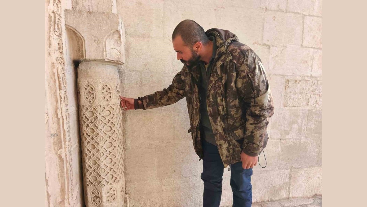 Tunceli'de 621 yıllık tarihi cami ve denge sütunları görselliğiyle göz kamaştırıyor